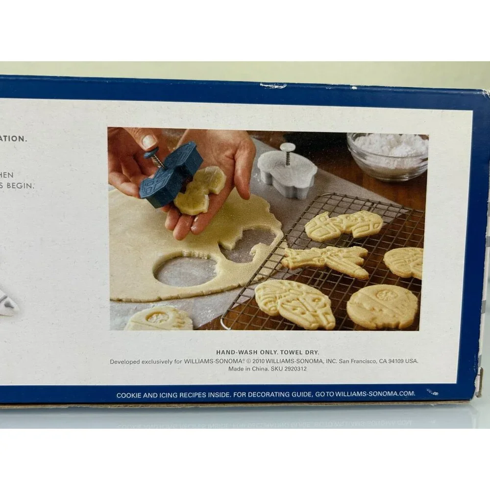 Williams-Sonoma Star Wars Cookie Press Stamp Cutters Death Star Millenium Falcon